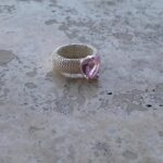 انگشتر نگینی صورتی