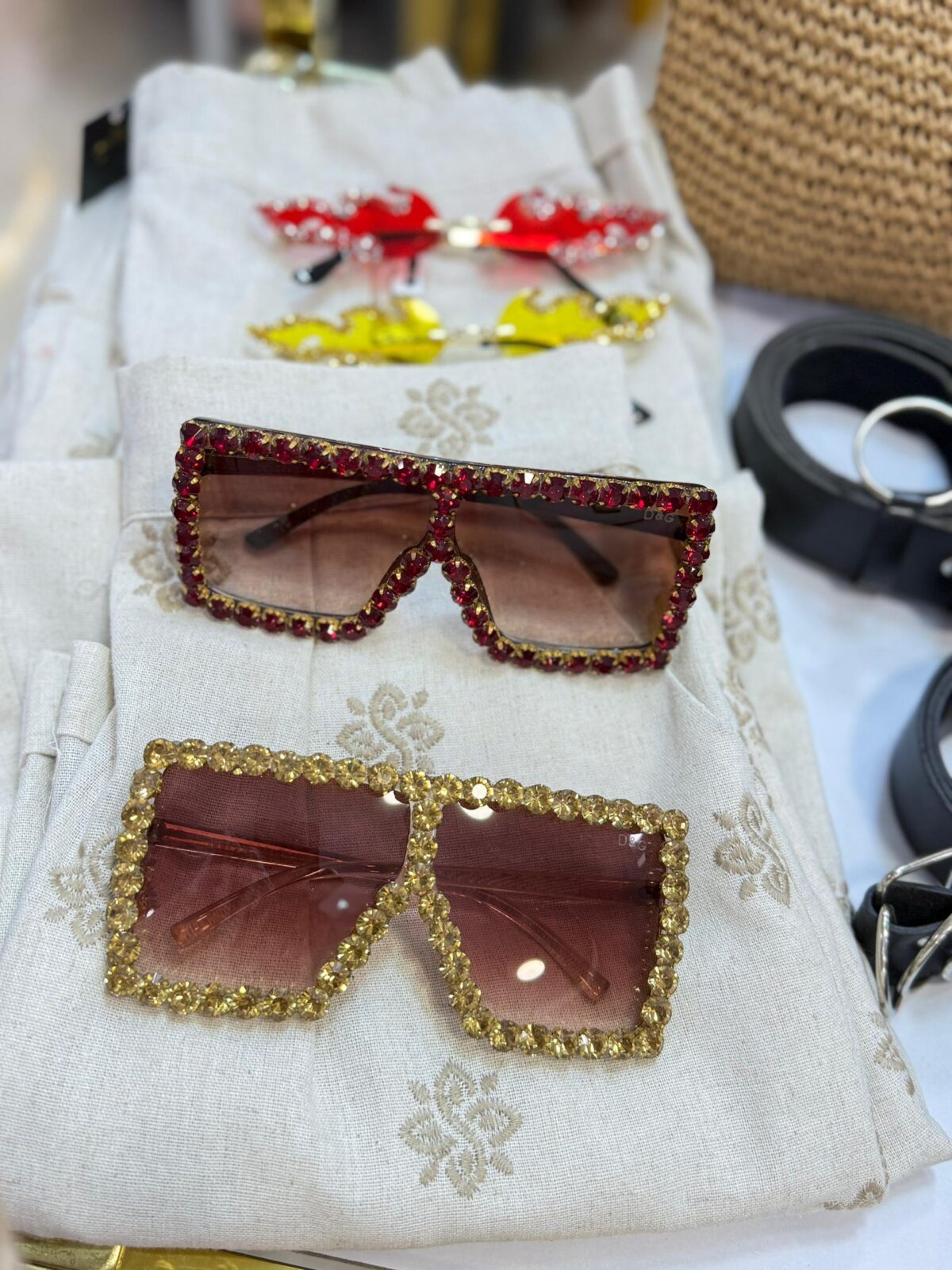 عینک D&G اسپرت نگین دار - Image 8