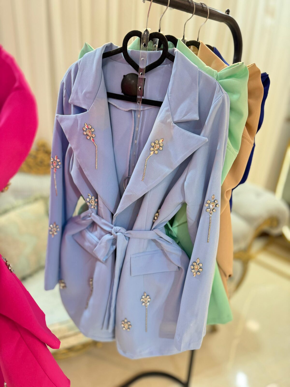 کت مازراتی شکوفه آبی - Image 1